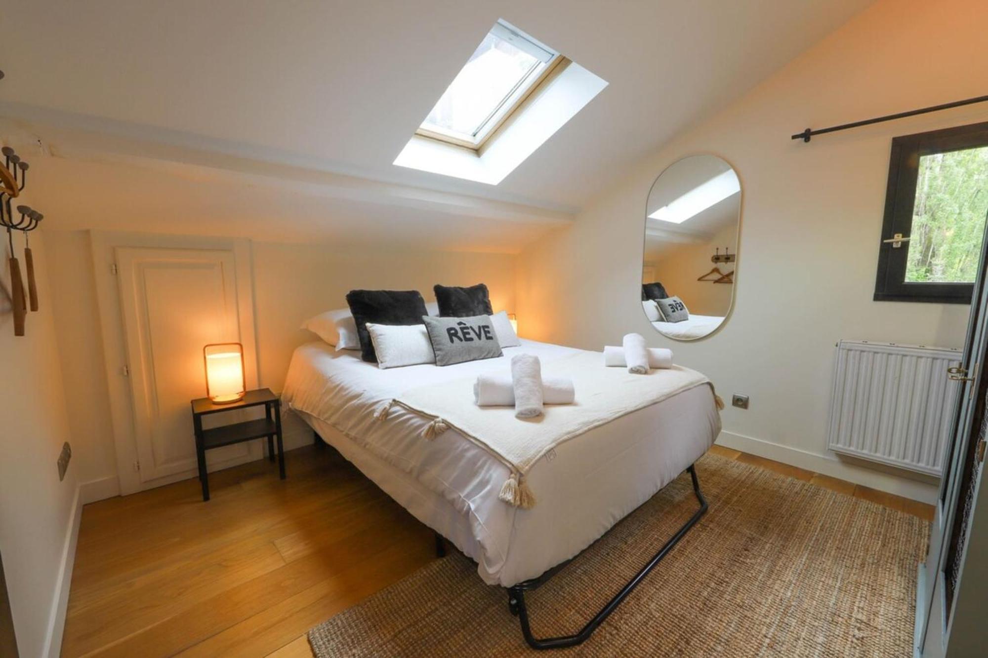 Chez Maminou - 8 Couchages Parking Proche Centre Appartement Annecy Buitenkant foto